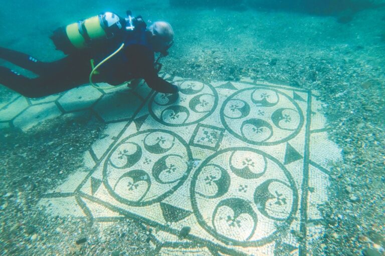 Submerged Stories: Recreational Diving and Archaeology in Action