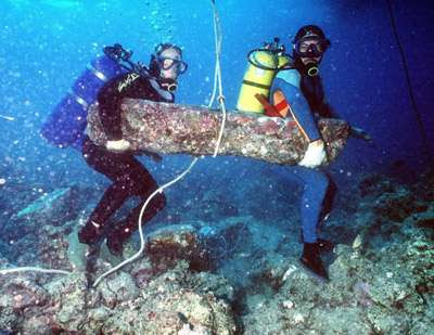 Recreational Diving and Archaeology: Hidden Treasures in the Depths